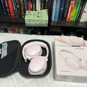 Bose QuietComfort Petal Pink Headphones